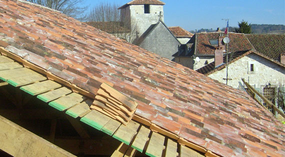 Les origines d’infiltration d'eau toit à Mérignac 33